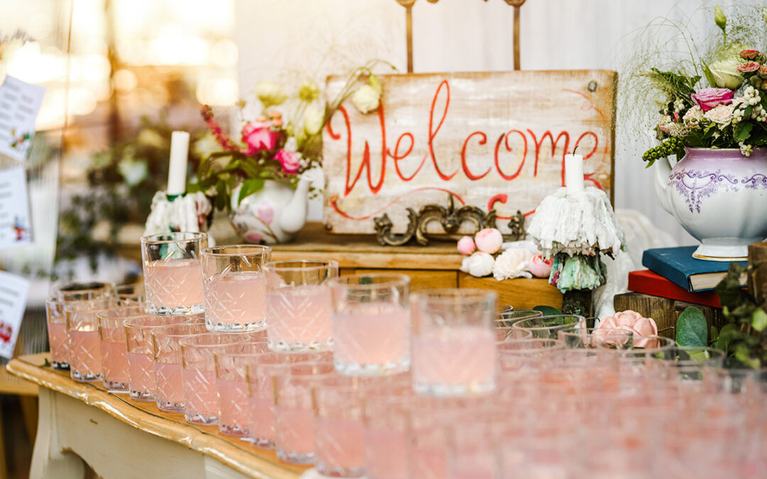 31 Creative Wedding Bar Ideas Your Guests Will Love [+Printable Drink Recipes]