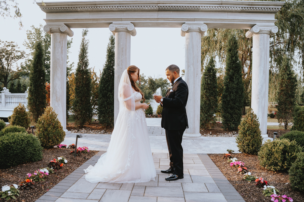 12 Genius Tips for Writing Your Own Wedding Vows